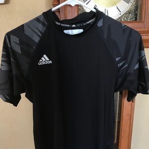 Adidas black dri fit Size YOUTH LARGE